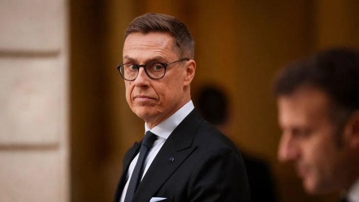 Европа норозилиги: Трампнинг иши ёрдамсиз қолди