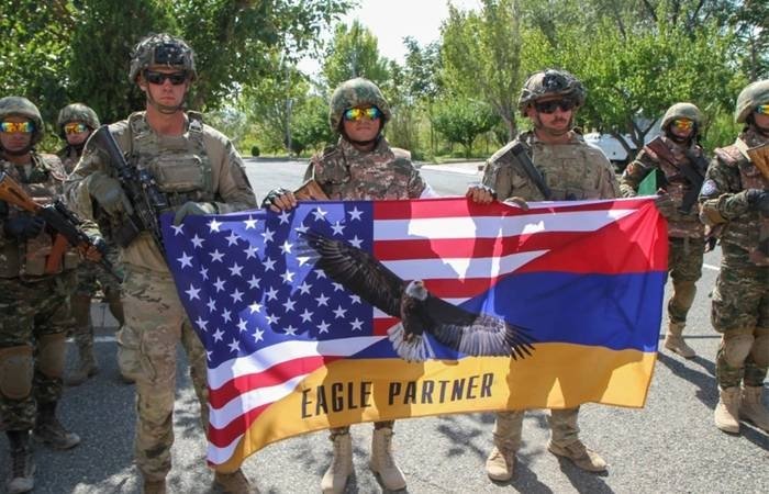 Арманистон ва АҚШ ҳарбий машғулотлар ўтказмоқчи