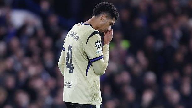 "Барса" футболчиси "синиб" қолди