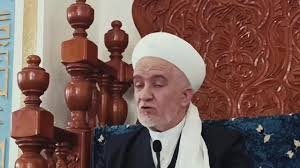 Tojikiston muftiysi botoks va tatuirovkani harom deb atadi 