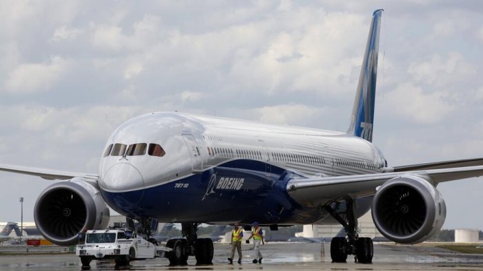 Boeing Rossiyaga qarshi sanksiyalar tufayli ishlab chiqarish bilan bog‘liq muammolarga duch kelmoqda