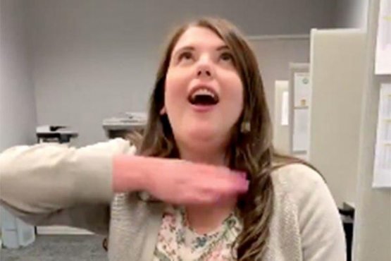 Avtobusda ovora bolgan jinsiy aloqa video Yovvoyi Afrika qabilalari jinsiy aloqa video