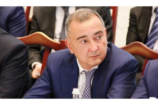 Xotinini uysizlarga berdi