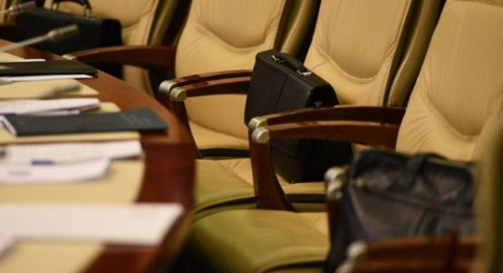 Лавозимидан бўшатилган Ботир Парпиевнинг жияни ўрнида янги раҳбар иш бошлади