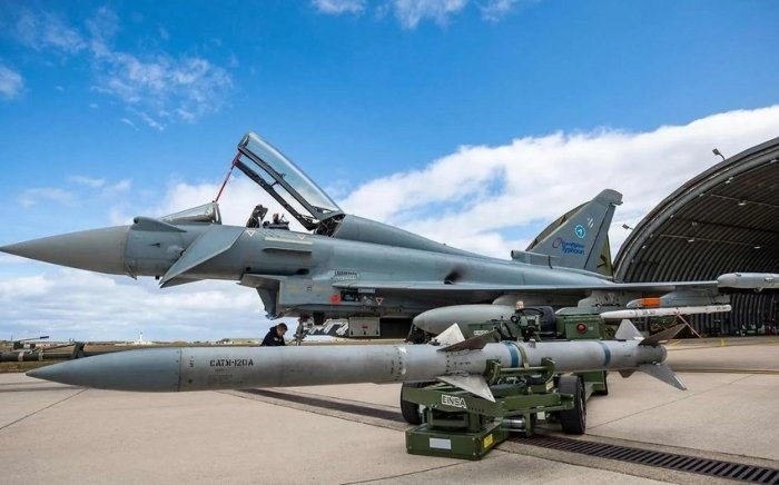 Пентагон Украина учун Raytheon Technologies ракеталарини сотиб олади