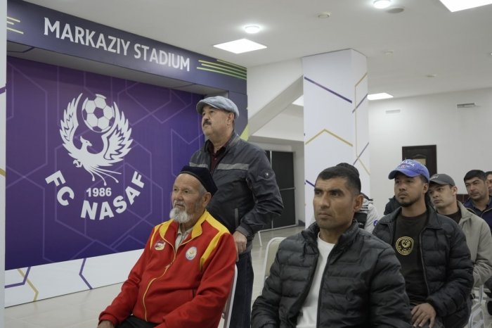 "Насаф" раҳбарияти жамоа мухлислари билан учрашув ўтказди