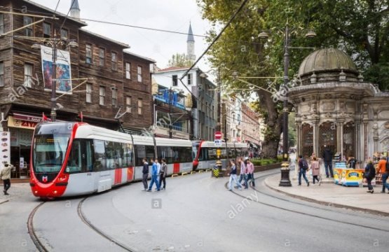 Katta eshakli porno aktrisalar