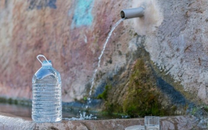 Rossiyada yuzlab insonlar ichimlik suvidan zaxarlandi