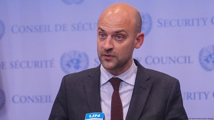 Франция биринчи марта Россия ҳарбий разведкасини киберҳужумларда айблади
