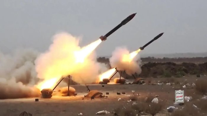 Husiylar Isroildagi nishonlarga raketa hujumi uyushtirdi