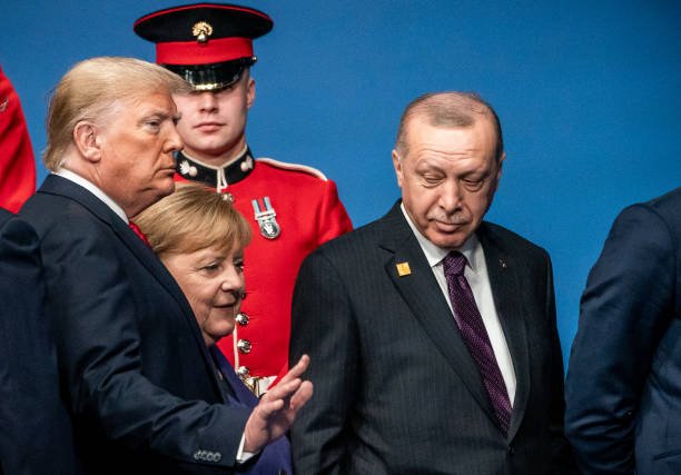 Трамп Эрдўғондан ёрдам сўради Трамп Эрдўғондан ёрдам сўради