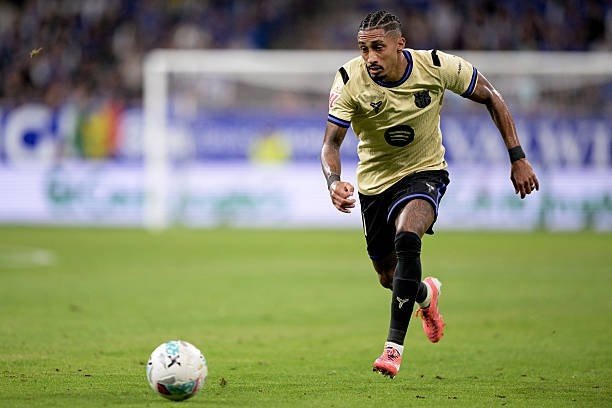 "Барселона"нинг асосий юлдузларидан бири "эл-класико" олдидан сафга қайтди