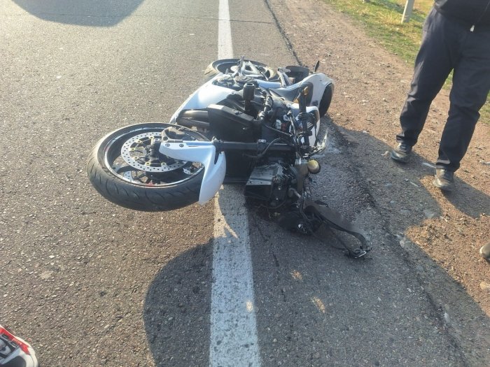 Бўстонлиқда ЙТҲ: мотоцикл ҳайдовчиси ҳалок бўлди