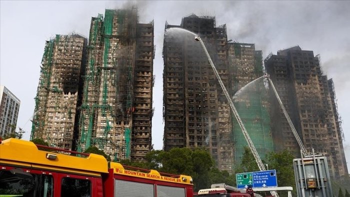 Гонконгдаги кўп қаватли уйдаги ёнғин 128 нафарнинг ҳаётига зомин бўлди