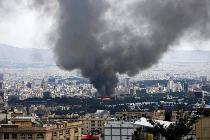 Tehron AQShning Eron yadroviy ob’ektlariga bergan zarbalari kuchsiz bo‘lganini bildirdi Tehron AQShning Eron yadroviy ob’ektlariga bergan zarbalari kuchsiz bo‘lganini bildirdi