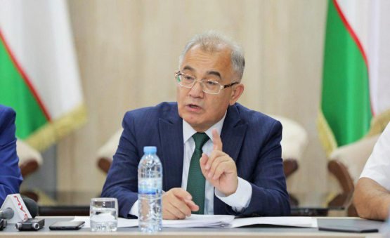 Акмал Саидов қандай қилиб икки президент даврида ҳам ҳокимиятда қолмоқда?