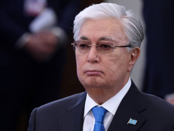 Qozog‘iston prezidenti: "Qo‘shnilarimiz qiynalsa, bir chetda qarab turmaymiz"