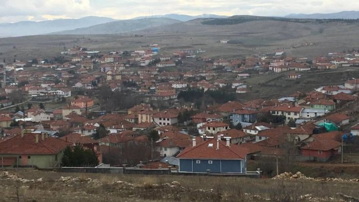 Turkiyada aholisi bir kishidan iborat qishloqlar bor Turkiyada aholisi bir kishidan iborat qishloqlar bor