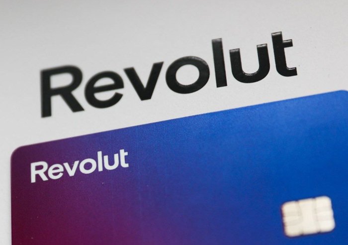 BBC: Буюк Британиянинг Revolut банки Россия фуқароларининг ҳисобларини блоклай бошлади
