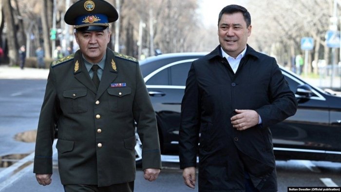 Ташиев Хитой компанияси вакилларидан қирғиз тилини ўрганишни талаб қилди