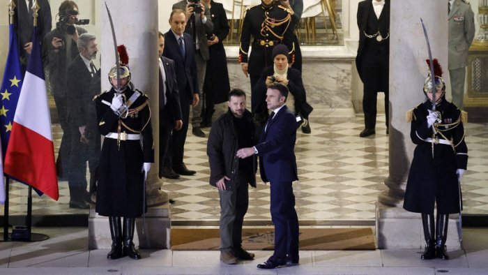 Makron va Zelenskiy xavfsizlik kafolatlari bo‘yicha kelishuv imzoladi Makron va Zelenskiy xavfsizlik kafolatlari bo‘yicha kelishuv imzoladi