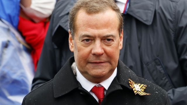 Medvedev ikki yildan keyin Ukraina mavjud bo‘lishiga shubha bildirdi