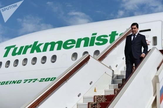 Манба: Туркманистон президенти ўлмаган, Германияга касал онасидан хабар олгани кетган