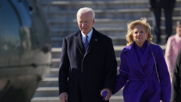 АҚШ Махсус хизмати агенти Жилл Байденни қўриқлаш чоғида тасодифан ўзини яралади