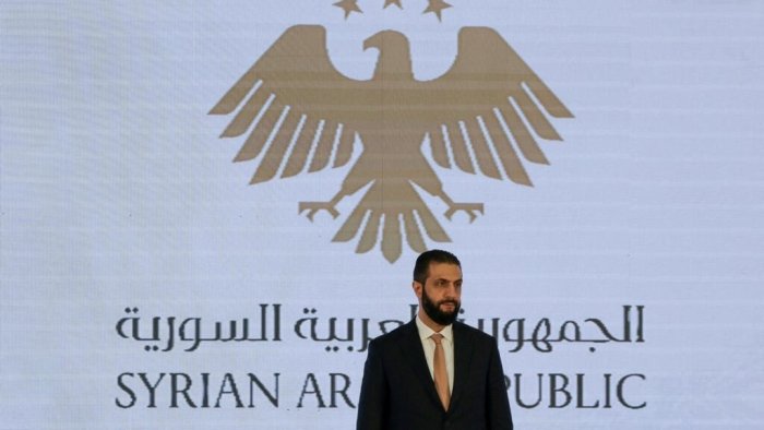 Сурия Асаднинг ағдарилишидан бир йилни эслатади