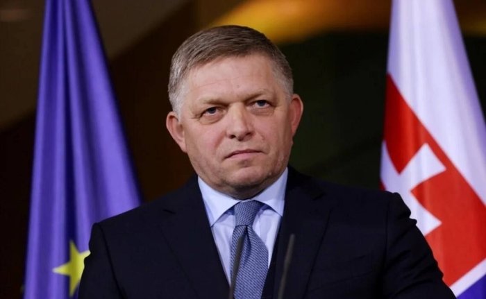 Зеленский Фицо орқали Путинга ҳеч қандай хабар юбормади — Россия президенти ёрдамчиси