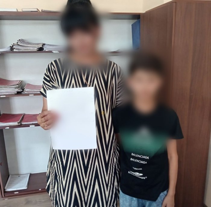 Yana bir voyaga yetmagan farzand ona tarbiyasiga olib berildi