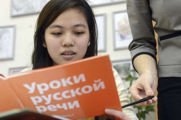 Rossiyada migrantlarni bolalarining 81 foiziga rus tili bo‘yicha test topshirishga ruxsat berilmadi