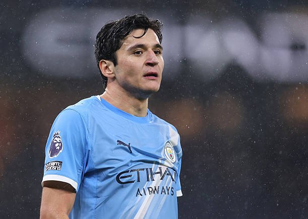 Абдуқодир Ҳусанов "Манчестер Сити" - "Салфорд Сити" учрашуви энг яхши футболчиси деб топилди