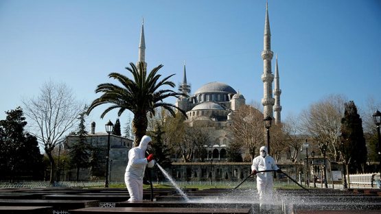 Turkiyada dezinfeksiya qilingan masjidlar ochiladi
