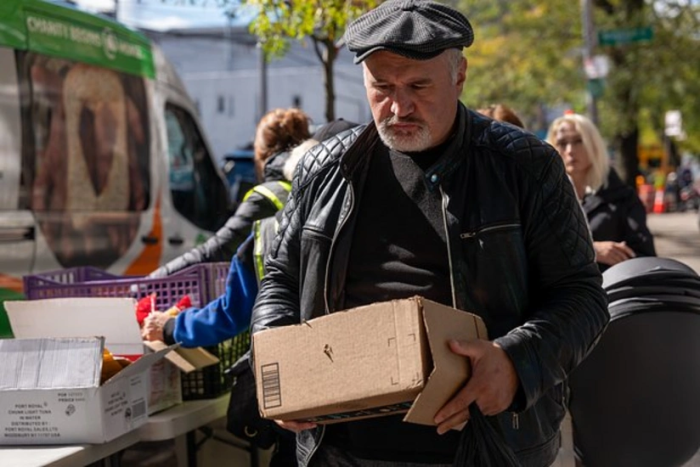 Millionlab amerikaliklar shatdaun sababli oziq-ovqat yordamidan mahrum bo‘lishi mumkin