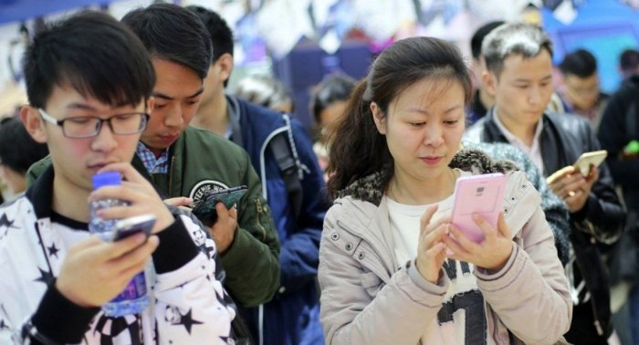 Хитой ижтимоий тармоқларни “салбий ва пессимистик кайфиятларни ҳаддан ташқари бўрттирадиган” контентдан тозалаш кампаниясини бошлади