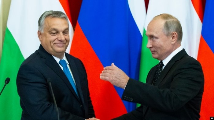 Orban Zelenskiy va Putindan bir xil narsani so‘raganini aytdi