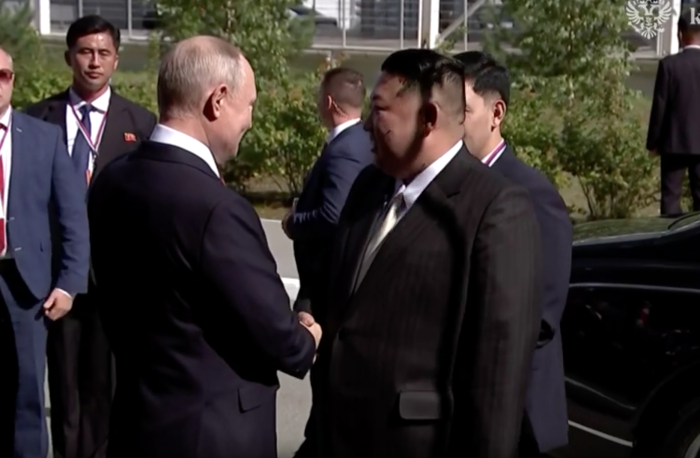 Путин Ким Чен Иннинг Шимолий Кореяга ташриф буюриш таклифини қабул қилди Путин Ким Чен Иннинг Шимолий Кореяга ташриф буюриш таклифини қабул қилди