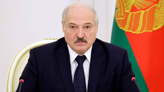 Лукашенко суверенитет ва конституциявий тузумни ҳимоя қилиш тўғрисида Фармон имзолади