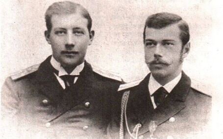 Rossiya imperiyasi valiahdiga Yaponiyada suiqasd qilishgan. Nega? (FOTO) Rossiya imperiyasi valiahdiga Yaponiyada suiqasd qilishgan. Nega? (FOTO)