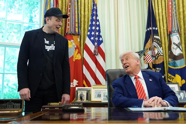 Трамп яна Маскни дўсти деб атади