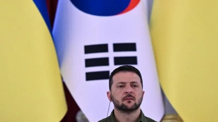 Жанубий Корея Украинадан Шимолий Кореялик икки асирни топшириш масаласида изоҳ ва узр талаб қилди