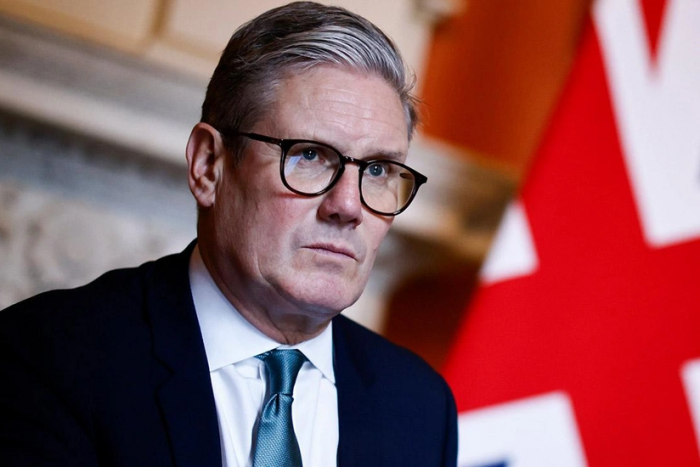 Buyuk Britaniya bosh vaziri mudofaa byudjeti taqchilligi 37,6 milliard dollar bo‘lishi mumkinligi haqida ogohlantirildi