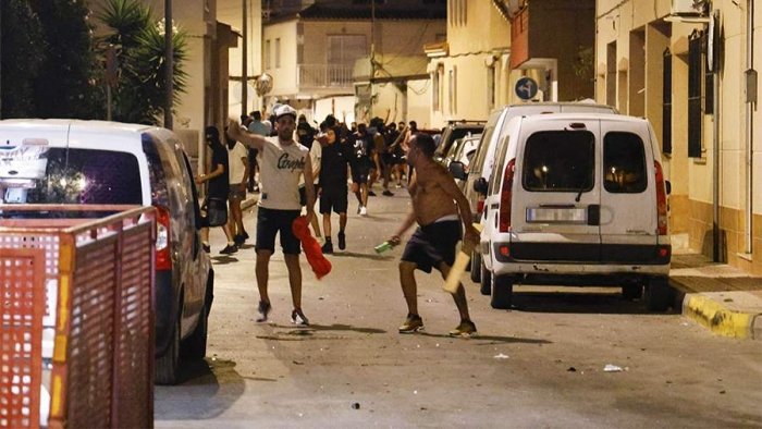 Испанияда оммавий тартибсизликлар авж олди