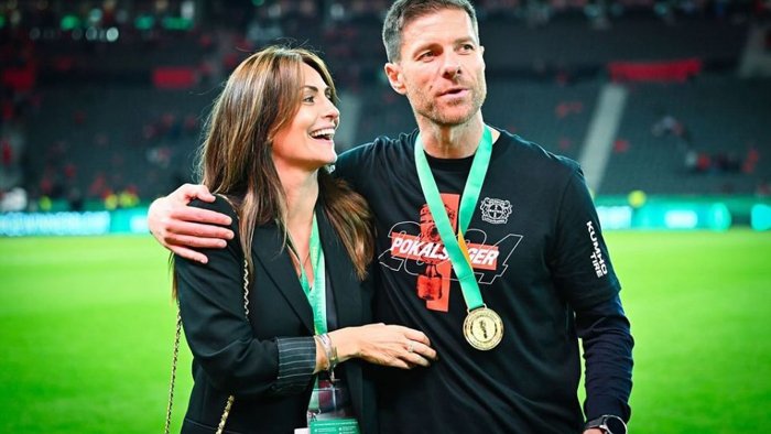 Хаби Алонсонинг рафиқаси унинг «Реал»дан кетишига муносабат билдирди