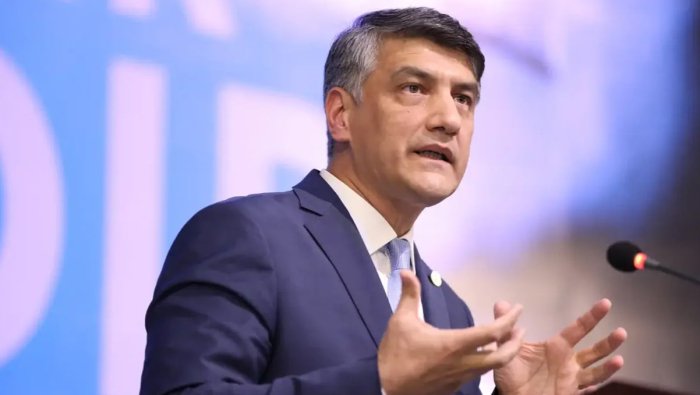 Alisher Qodirov o‘zbek futboli mas’ullarini tanqid qildi