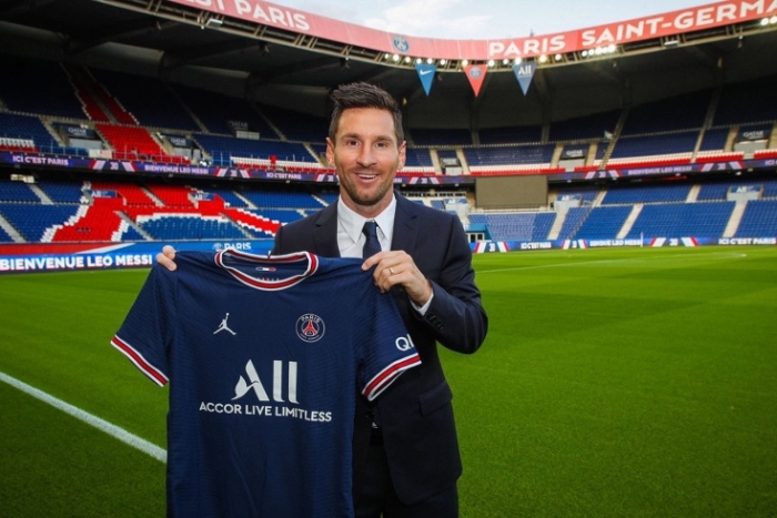 "ПСЖ" Мессини ноодатий тарзда таништирди (ВИДЕО)