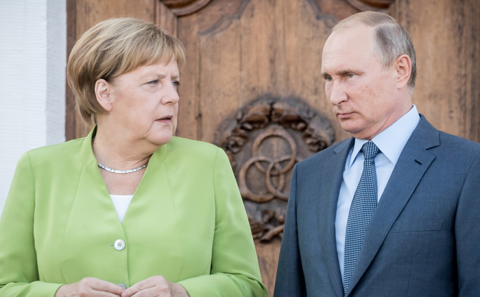 Merkel "Putinning bayonotlarini juda jiddiy qabul qilish kerak"