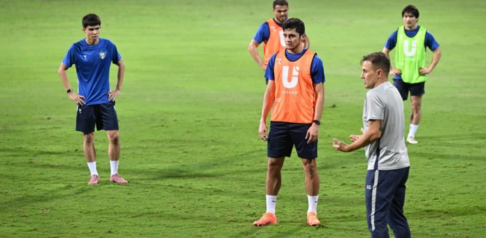 Абдуқодир Ҳусанов терма жамоа қароргоҳига етиб келди ва машғулотларни бошлади (ФОТО)