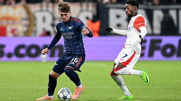 «Арсенал»нинг 15 ёшли футболчиси ЕЧЛ рекордини ўрнатди!